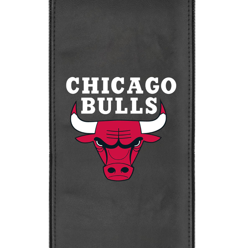 Silver Club Chair with Chicago Bulls Logo