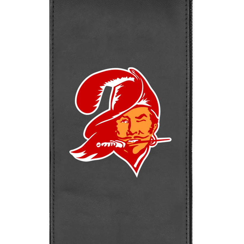 SuiteMax 3.5 VIP Seats with Tampa Bay Buccaneers Classic Logo